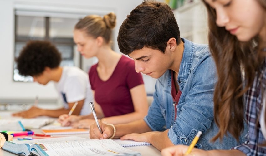5-ci qrup üzrə qəbulda aşağı balla daxil olanların sayı hələ də yüksəkdir- DİM sədri 5-ci qrup üzrə qəbulda aşağı balla daxil olanların sayı hələ də yüksəkdir- DİM sədri