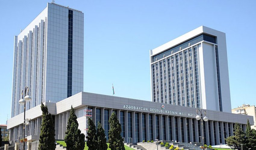 Milli Məclisin növbədənkənar sessiyasında 45 qanuna dəyişiklik edilib - İclaslar bitdi Milli Məclisin növbədənkənar sessiyasında 45 qanuna dəyişiklik edilib - İclaslar bitdi