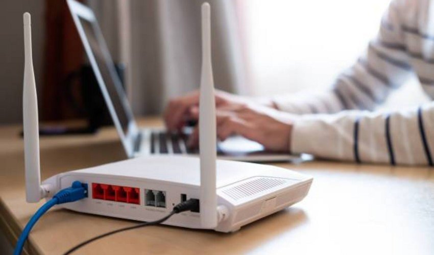 Ölkədə internetin orta sürəti bir il ərzində iki dəfə artıb Ölkədə internetin orta sürəti bir il ərzində iki dəfə artıb