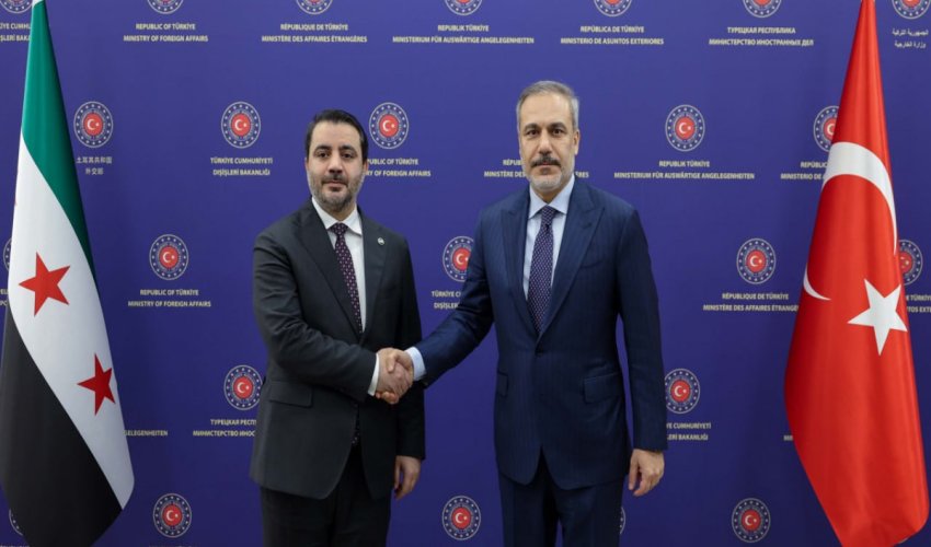 Hakan Fidan suriyalı həmkarı ilə İsrailin hücumlarını müzakirə edib Hakan Fidan suriyalı həmkarı ilə İsrailin hücumlarını müzakirə edib