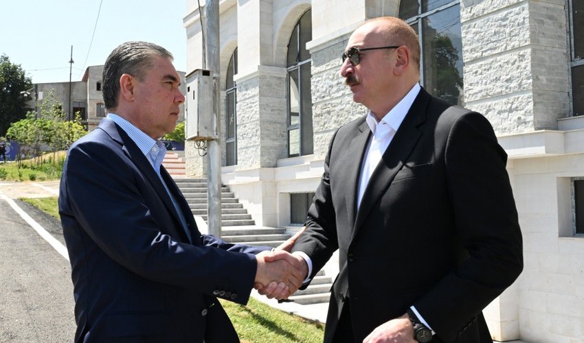 İlham Əliyev Qurbanqulu Berdiməhəmmədovun səfəri ilə bağlı paylaşım edib İlham Əliyev Qurbanqulu Berdiməhəmmədovun səfəri ilə bağlı paylaşım edib