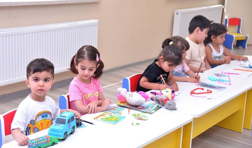 Məktəbəqədər təhsil müəssisələrinə qəbul başlayıb Məktəbəqədər təhsil müəssisələrinə qəbul başlayıb