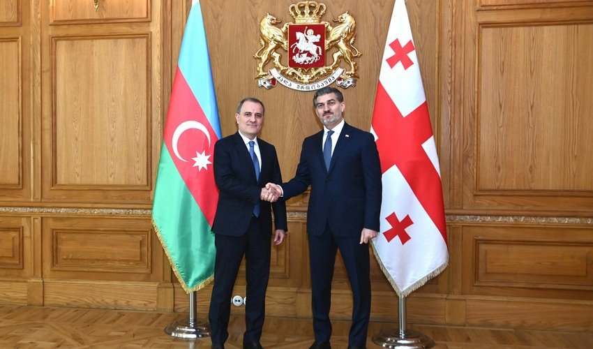 Ceyhun Bayramov Gürcüstan Prezidenti ilə görüşüb Ceyhun Bayramov Gürcüstan Prezidenti ilə görüşüb