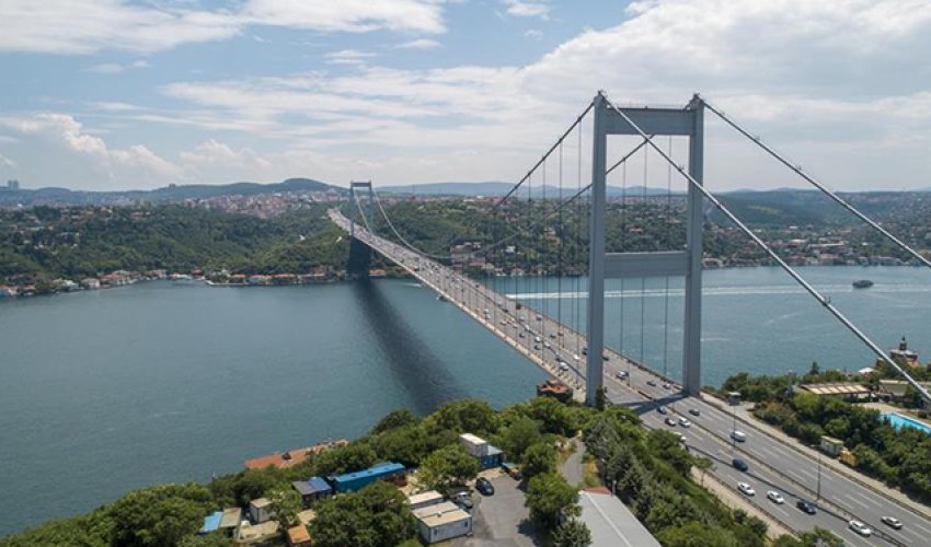 Rusiya və Ukrayna rəsmiləri İstanbulda bir araya gəliblər Rusiya və Ukrayna rəsmiləri İstanbulda bir araya gəliblər