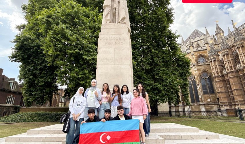 Летняя школа «YAŞAT» стартовала в Лондоне при поддержке компании Bakcell Летняя школа «YAŞAT» стартовала в Лондоне при поддержке компании Bakcell