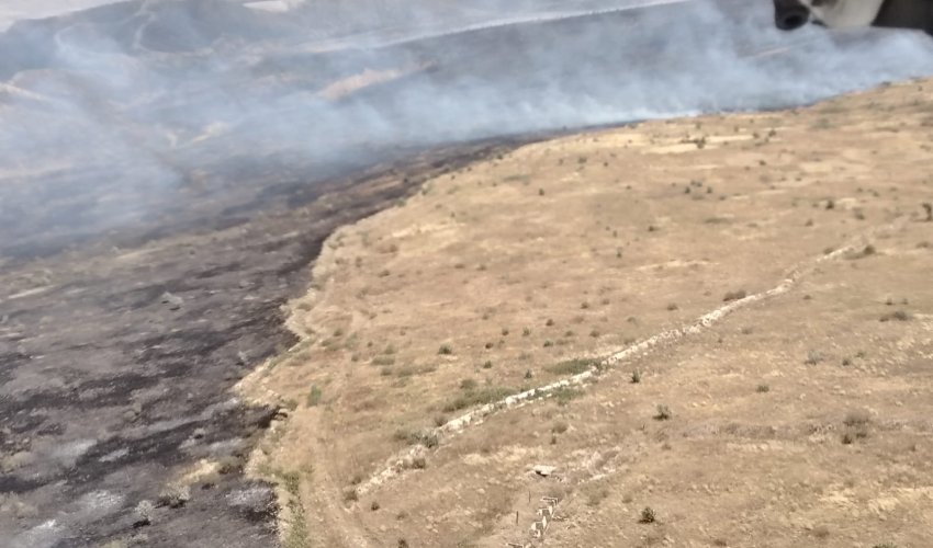 Ağdərədə açıq ərazidə yanğın: helikopter cəlb olunub