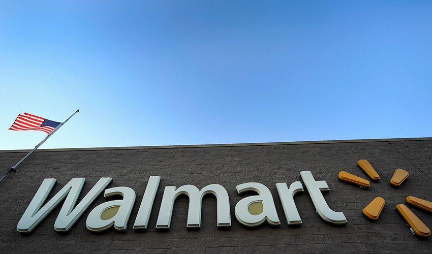 В США несколько человек получили ножевые ранения в магазине Walmart