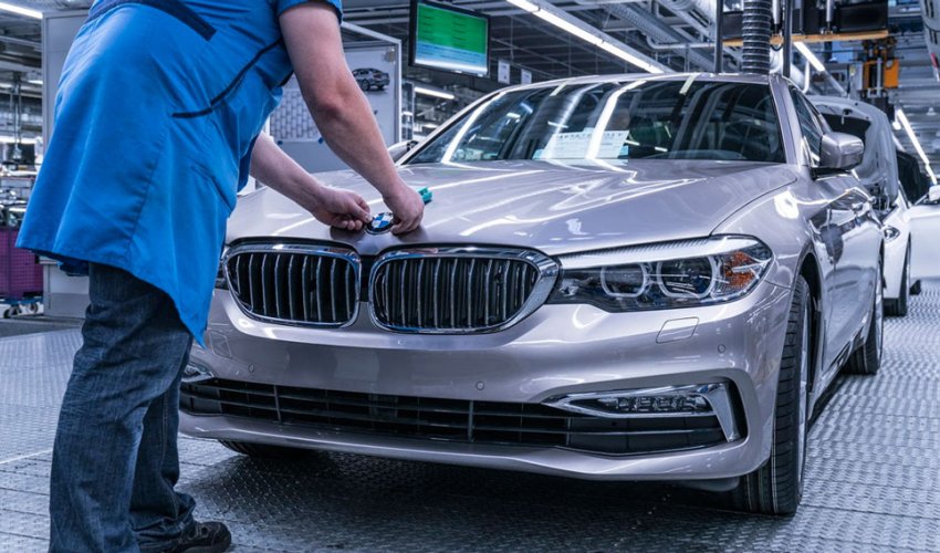BMW-nin yarımillik mənfəəti 29% azalıb BMW-nin yarımillik mənfəəti 29% azalıb