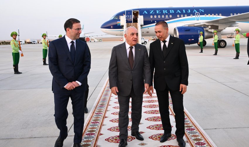 Əli Əsədov Türkmənistanda səfərdədir