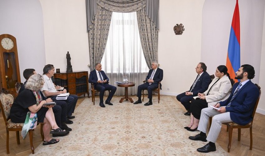 Armenian deputy PM, EU envoy stress need to reopen regional transport links Armenian deputy PM, EU envoy stress need to reopen regional transport links