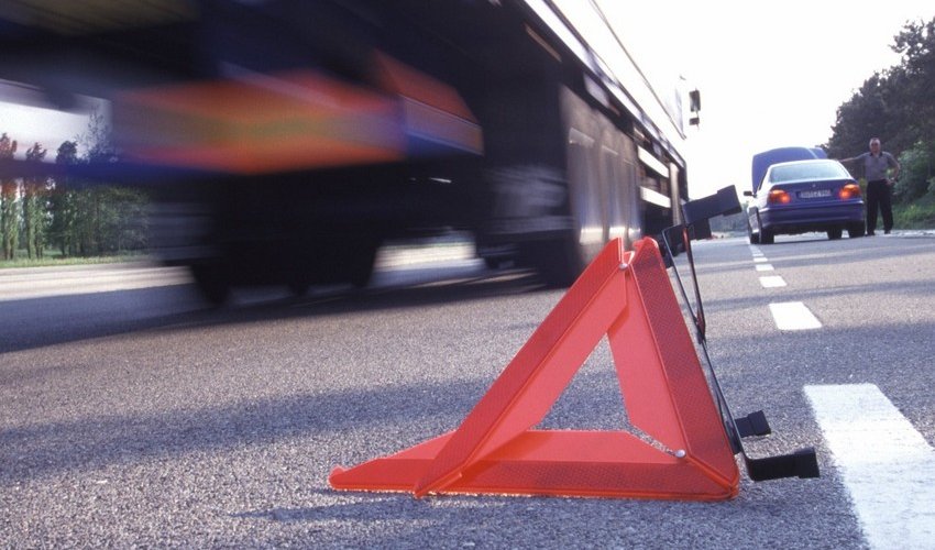 Nine killed as minibus crashes into truck in Azerbaijan’s Shamkir region Nine killed as minibus crashes into truck in Azerbaijan’s Shamkir region