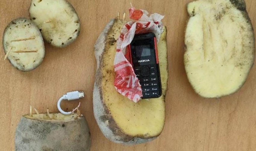 Kartofun içində həbsxana telefon keçirtmək istədi Kartofun içində həbsxana telefon keçirtmək istədi