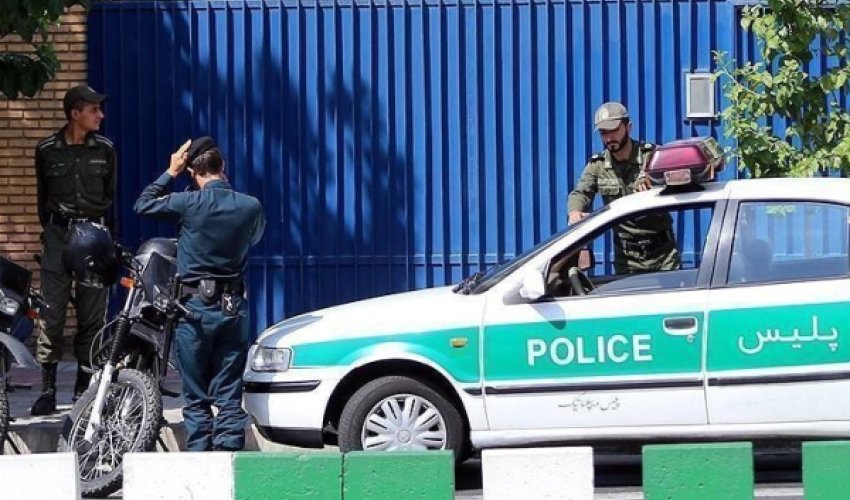 Нападение на полицейских в Иране: есть погибшие Нападение на полицейских в Иране: есть погибшие