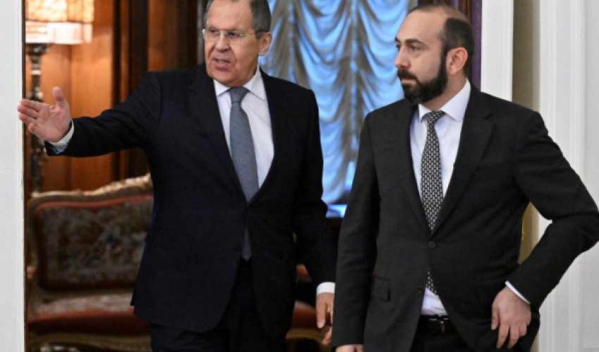 Мирзоян рассказал Лаврову о деталях переговоров в Вашингтоне