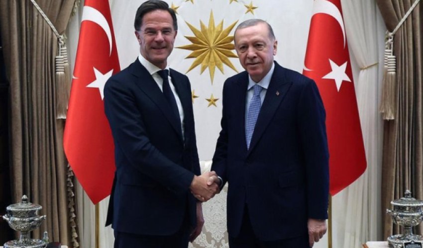 Ərdoğan və Mark Rutte arasında telefon danışığı olub