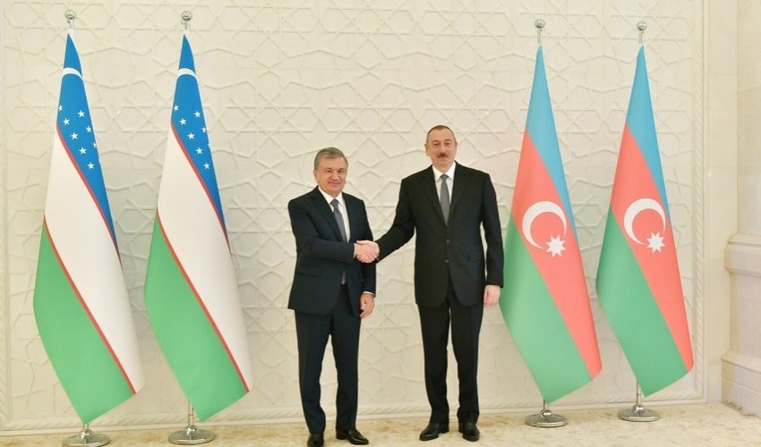 Şavkat Mirziyoyev İlham Əliyevə məktub ünvanlayıb