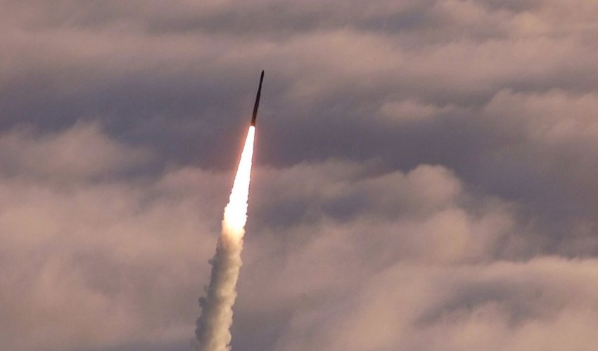 Из Йемена по Израилю запустили ракету Из Йемена по Израилю запустили ракету