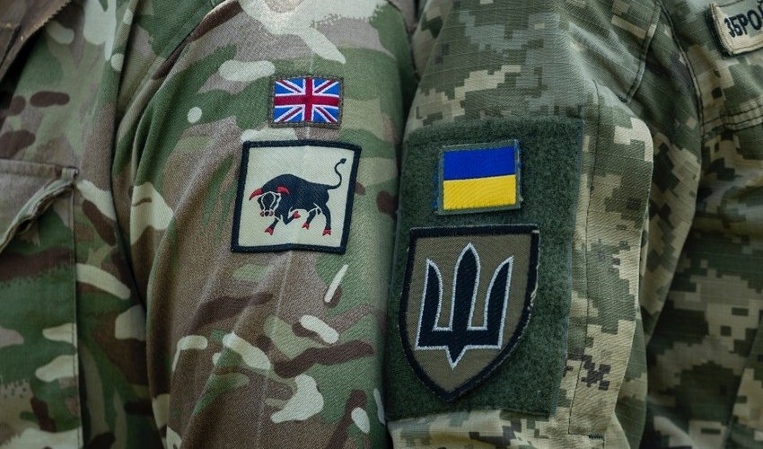 Великобритания продолжит готовить украинских военных в 2026 году Великобритания продолжит готовить украинских военных в 2026 году