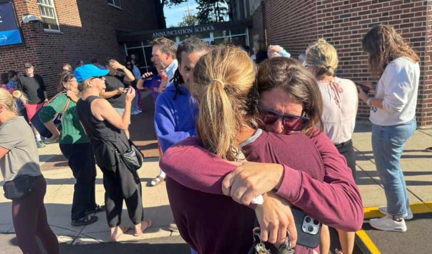 Minneapolis Catholic school shooting leaves at least three dead, over 20 injured Minneapolis Catholic school shooting leaves at least three dead, over 20 injured