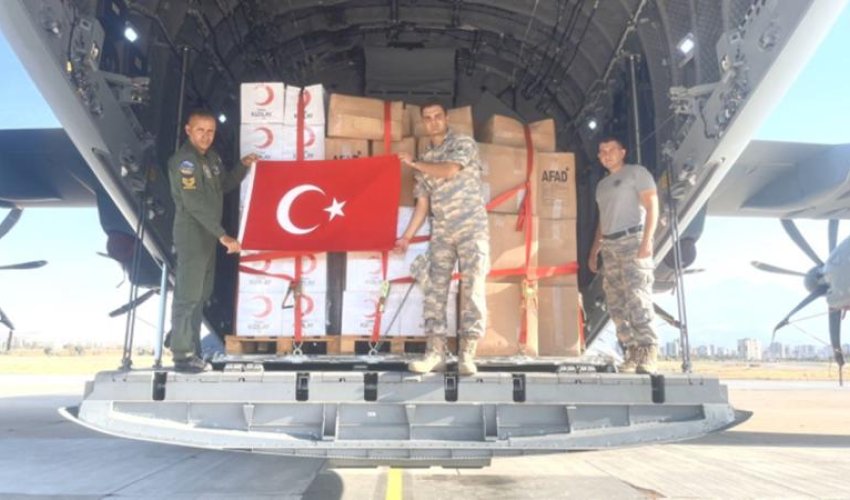 Türkiyə Əfqanıstana 25 ton humanitar yardım göndərib Türkiyə Əfqanıstana 25 ton humanitar yardım göndərib