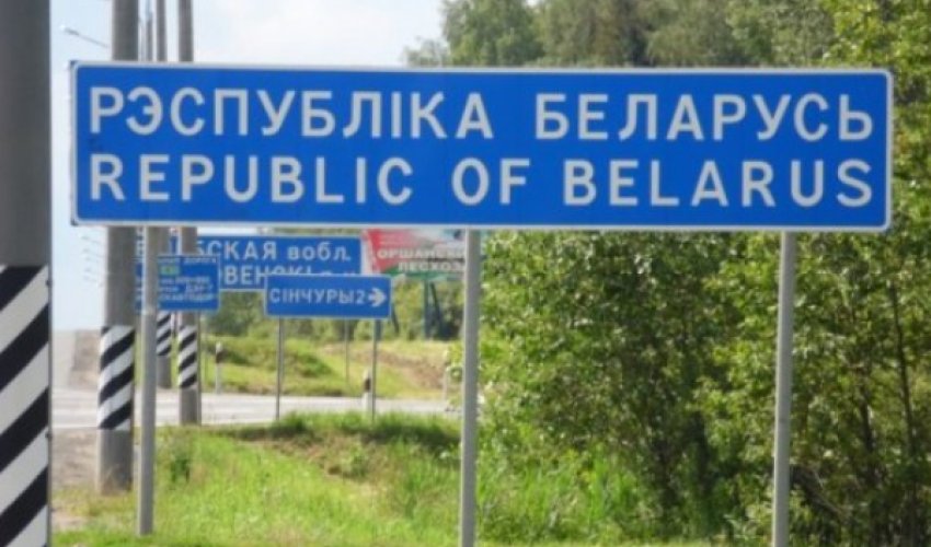 Поляков призвали немедленно покинуть Беларусь