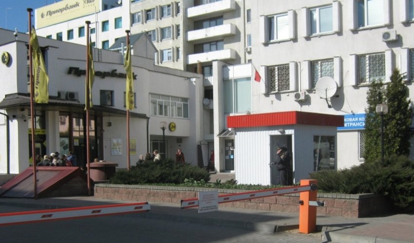 Поляков призвали срочно покинуть Беларусь