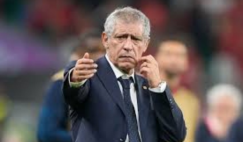 Azərbaycan futbol millisinin baş məşqçisi istefaya göndərilib