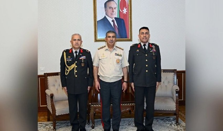 Zakir Həsənov Türkiyənin yeni hərbi attaşesini qəbul edib