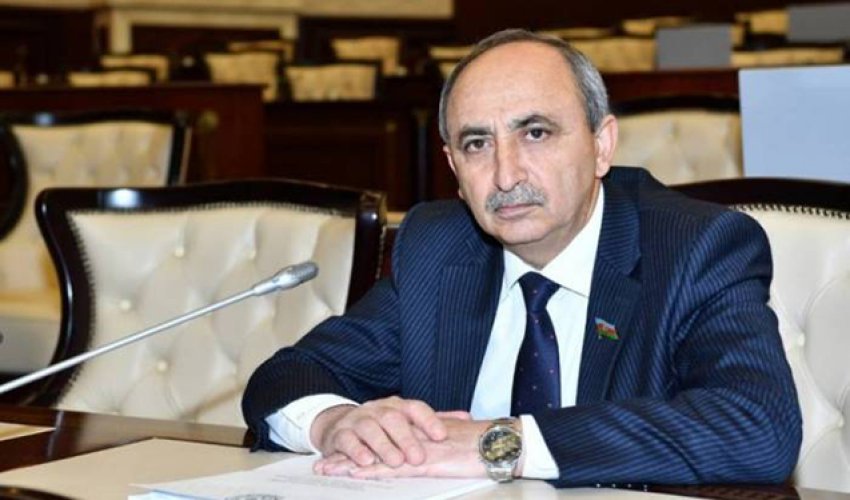 Deputat vəfat etmiş şəxsin pensiya vəsaitlərinin ailəsinə köçürülməsini təklif edir Deputat vəfat etmiş şəxsin pensiya vəsaitlərinin ailəsinə köçürülməsini təklif edir