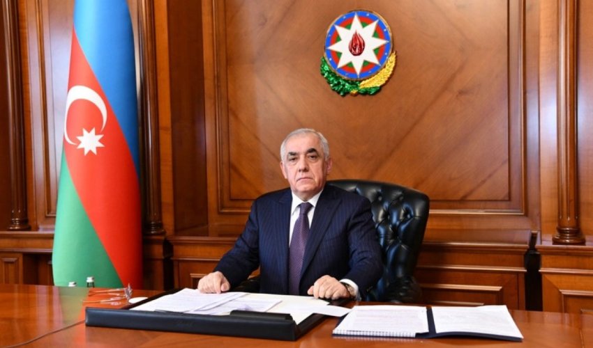 Али Асадов создал группу для реконструкции Баку
