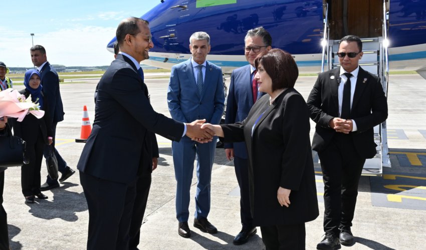 Milli Məclisin sədri Malayziyaya səfər edib