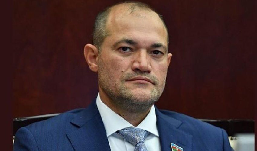 Razi Nurullayev: Məcburi köçkünlərə qarşı ayrı-seçkilik yaratmaq doğru deyil