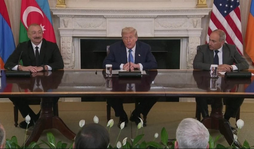 Трамп рассказал, как проходили переговоры с Алиевым и Пашиняном