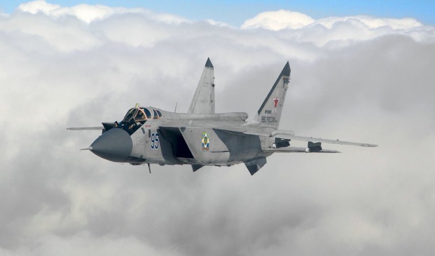 Российские МиГ-31 вторглись в Эстонию - Oбновлено