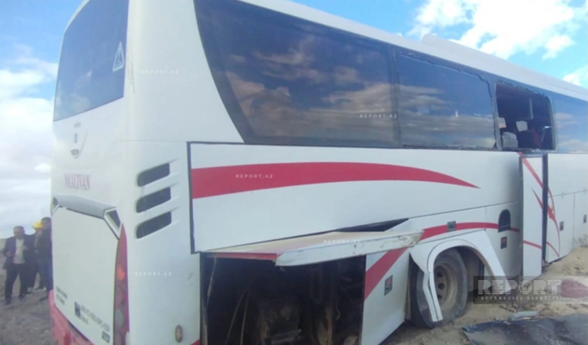 Naxçıvan-Bakı sərnişin avtobusu dərəyə aşıb, 16 nəfər xəsarət alıb - YENİLƏNİB Naxçıvan-Bakı sərnişin avtobusu dərəyə aşıb, 16 nəfər xəsarət alıb - YENİLƏNİB