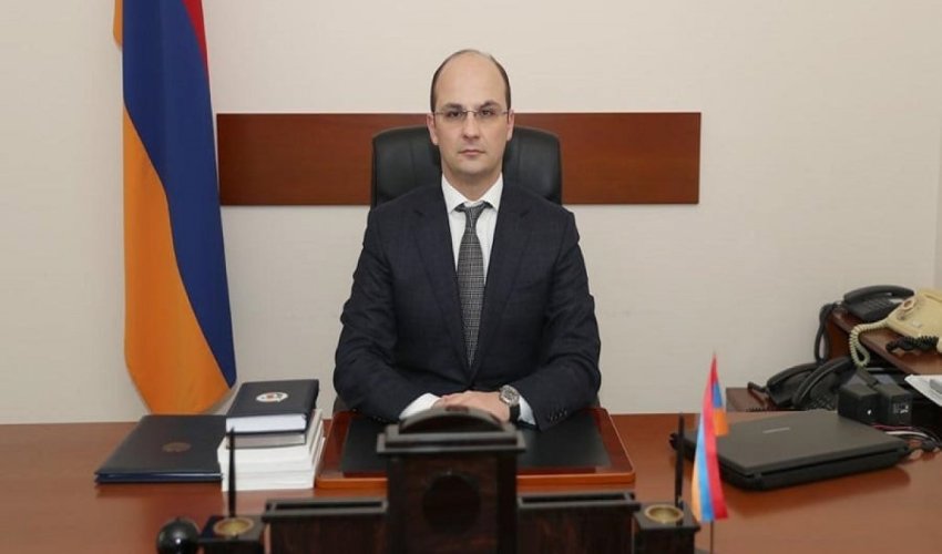 Директор СНБ Армении вернулся из Баку в Ереван