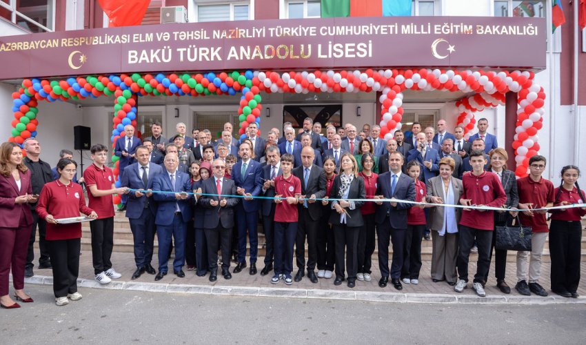 Bakı Türk Anadolu Liseyinin yeni binası istifadəyə verilib