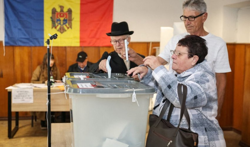 Партия Санду лидирует на выборах в Молдове с почти 48% голосов Партия Санду лидирует на выборах в Молдове с почти 48% голосов