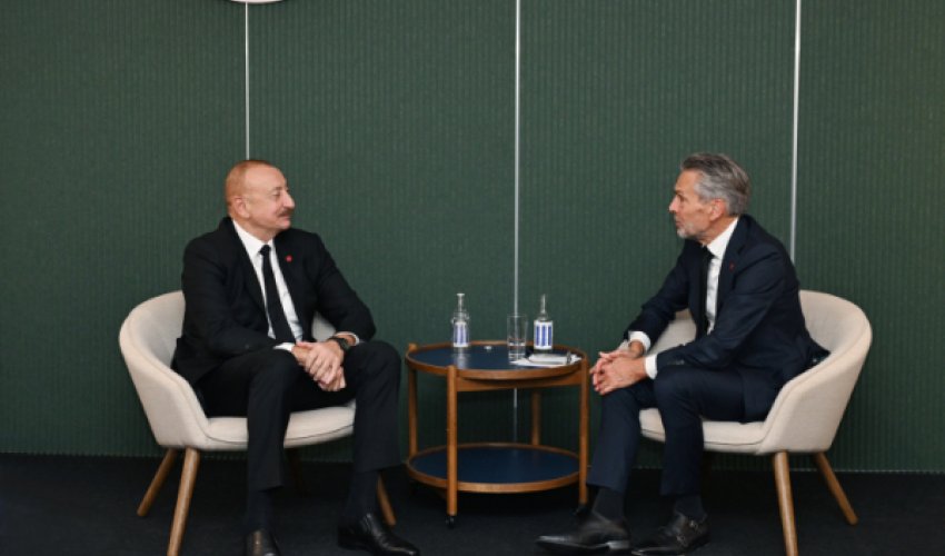 Алиев рассказал премьеру Нидерландов о мире с Арменией Алиев рассказал премьеру Нидерландов о мире с Арменией