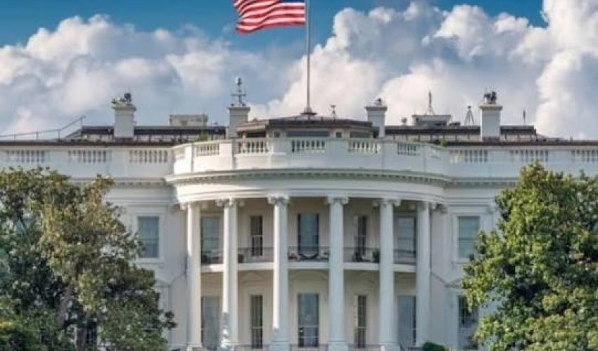 Белый дом США готовится к массовым увольнениям из-за шатдауна