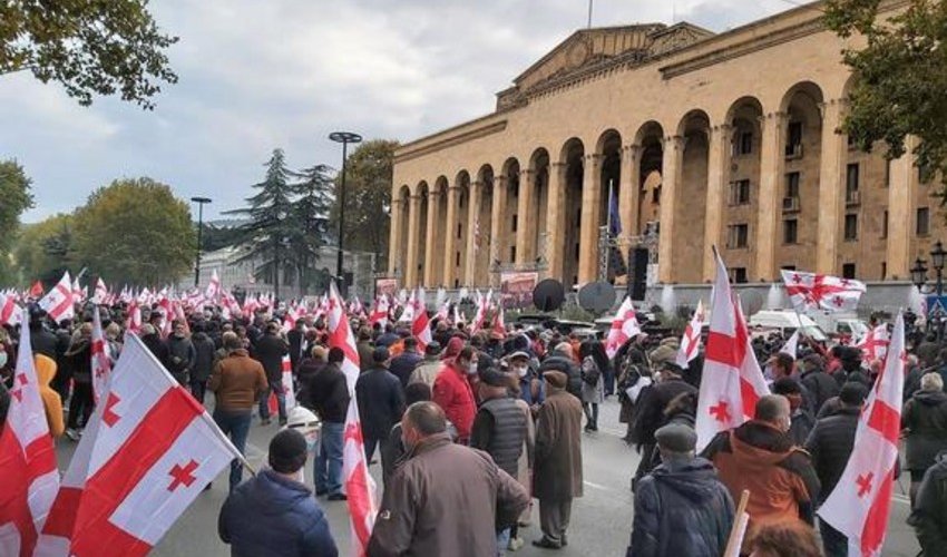 В Тбилиси начались массовые протесты