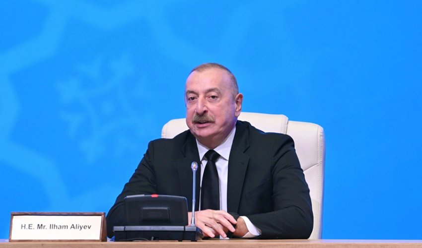 Prezident: Azərbaycan Şərq-Qərb və Şimal-Cənub nəqliyyat dəhlizlərinin fəal iştirakçısıdır Prezident: Azərbaycan Şərq-Qərb və Şimal-Cənub nəqliyyat dəhlizlərinin fəal iştirakçısıdır