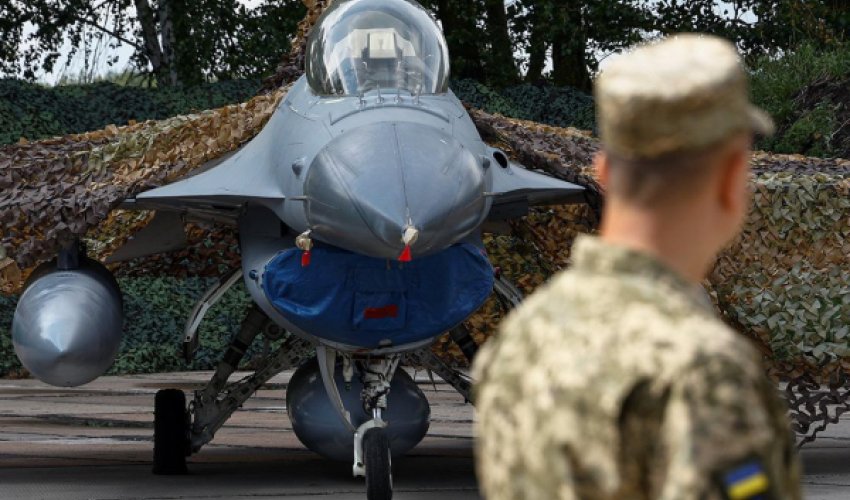 В США хотят обучить украинских летчиков В США хотят обучить украинских летчиков