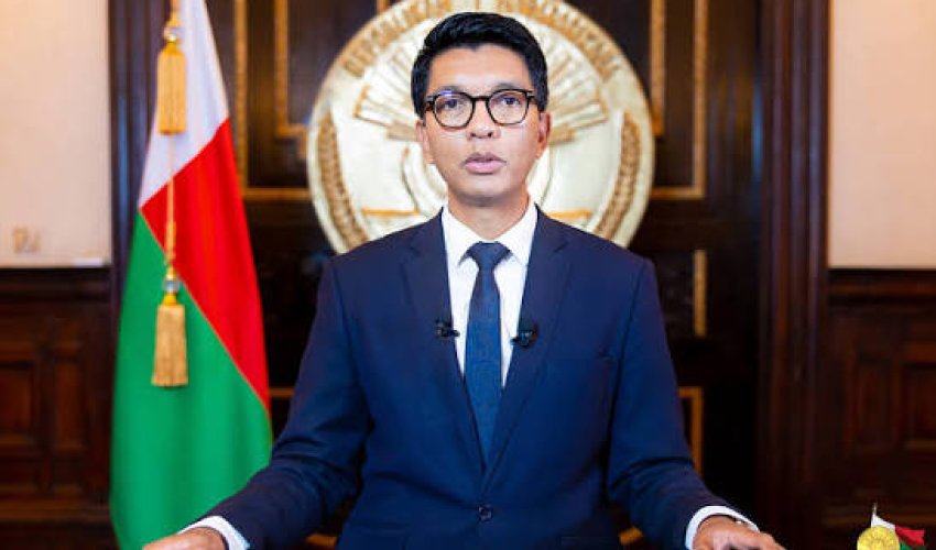 Президент Мадагаскара заявил о попытке незаконного захвата власти