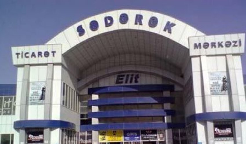 <b>Bakının «Sədərək» ticarət mərkəzində insident olub</b>