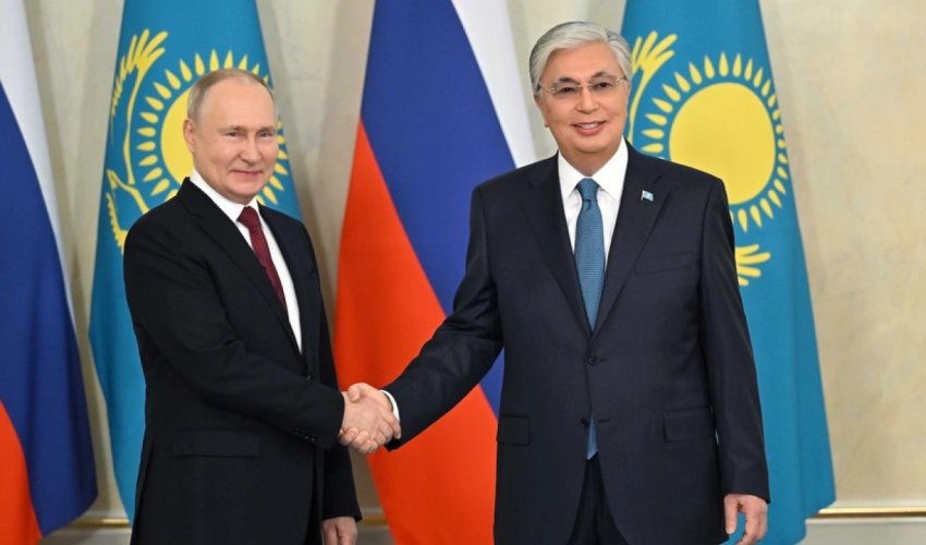 Putin Tokayevlə telefon danışığı aparıb
Putin Tokayevlə telefon danışığı aparıb