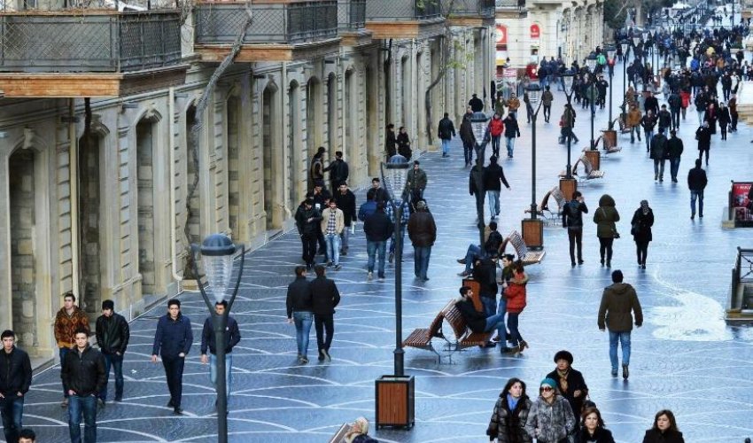 Azərbaycan əhalisinin sayı açıqlanıb
Azərbaycan əhalisinin sayı açıqlanıb