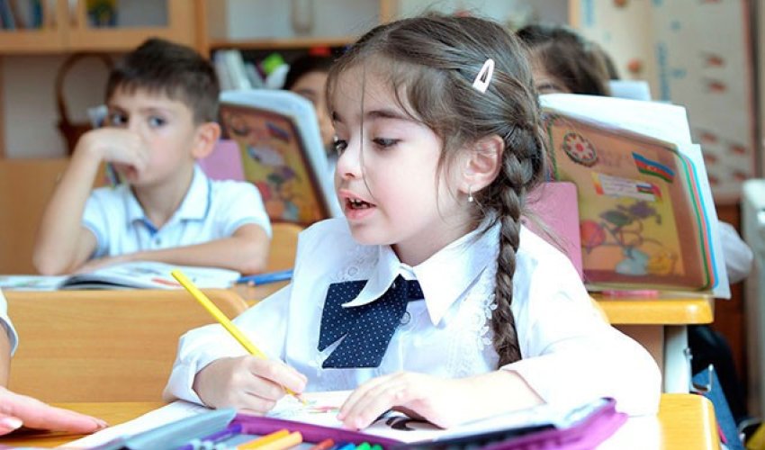 Birinci sinfə üzrlü səbəbdən gecikən uşaqların qəbulu başa çatıb Birinci sinfə üzrlü səbəbdən gecikən uşaqların qəbulu başa çatıb