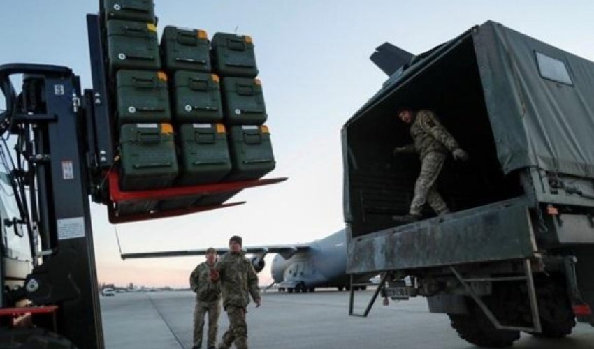 За счет НАТО: Украина получила американское оружие За счет НАТО: Украина получила американское оружие