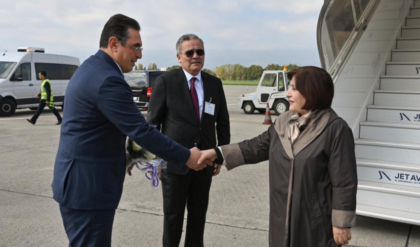 Sahibə Qafarova İsveçrəyə səfərə gedib Sahibə Qafarova İsveçrəyə səfərə gedib